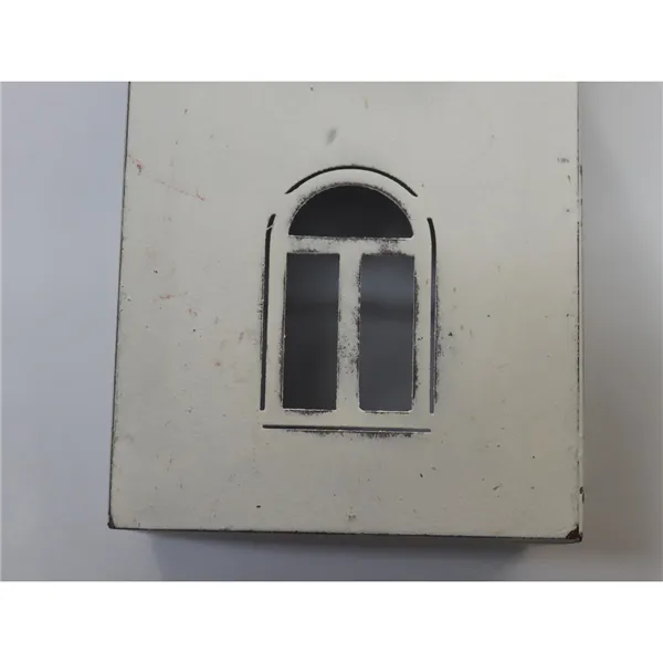Dekoratives Kerzenständerhaus K4392