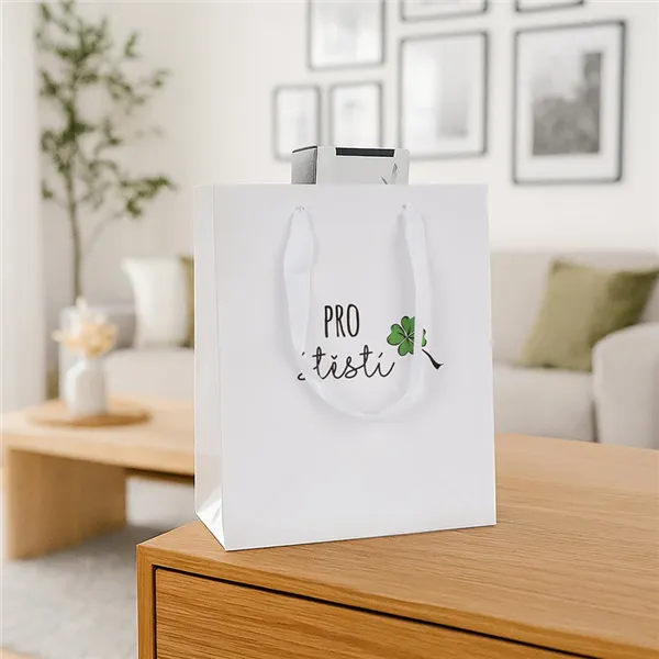 Papier-Geschenktüte Für Glück 18x10x23 cm O0651